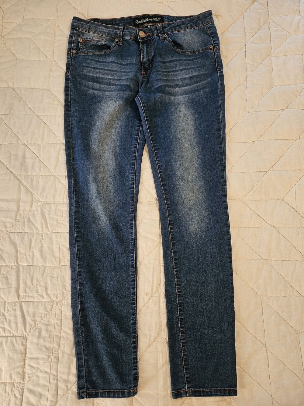 Thread Market 'Love My Booty' Jeans - Size 9